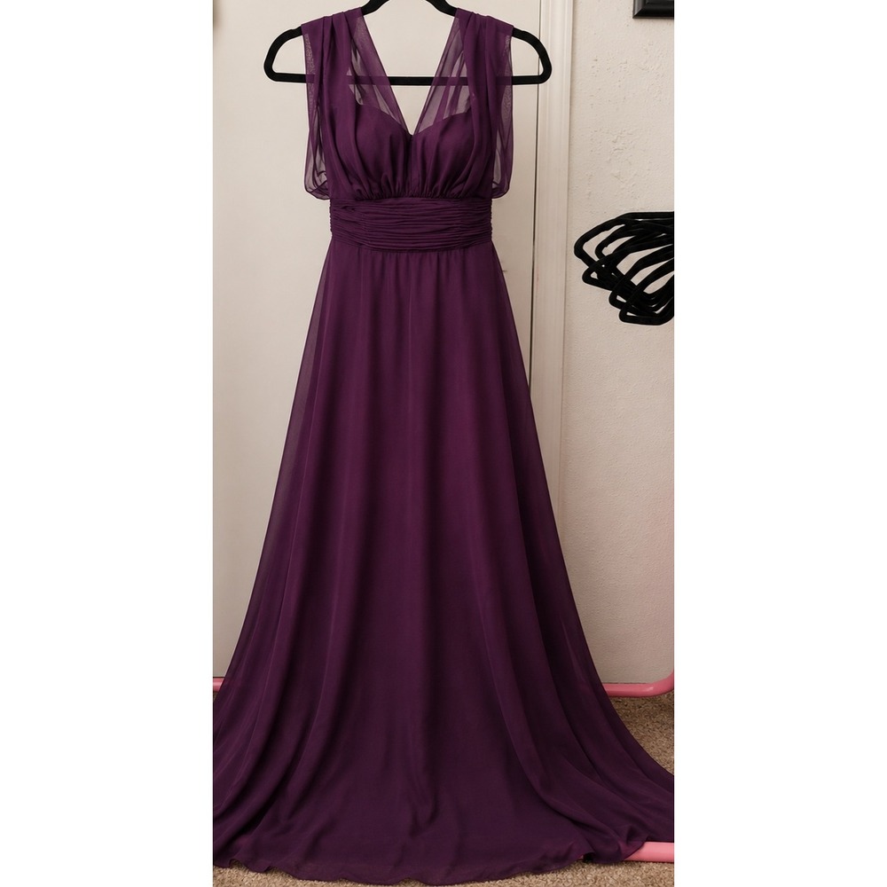 Plum Purple Chiffon V-Neck Formal Evening Gown Ruched Waist Maxi Dress